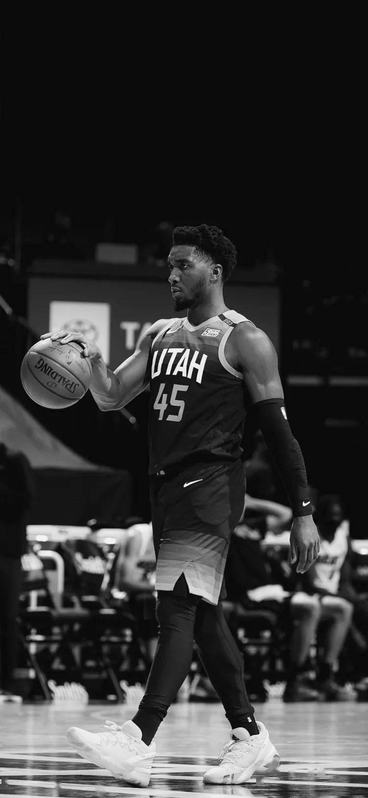 双方瞬间形 双方瞬间形