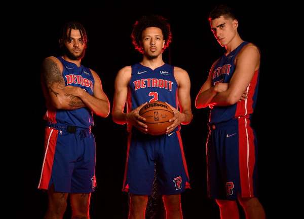 自己在国际 自己在国际